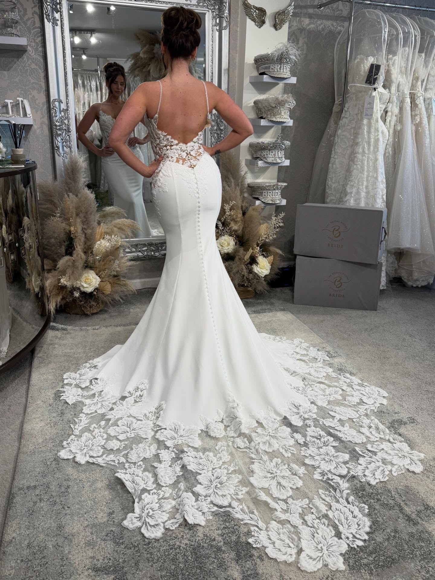 Lace Corset Mermaid Wedding Dress with Chapel Train