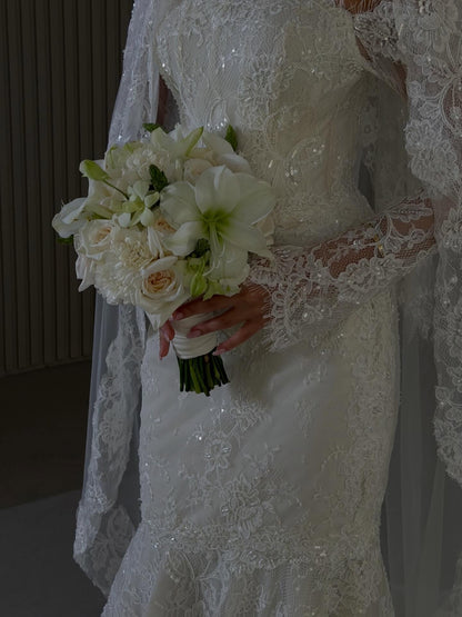Off-the-Shoulder Lace Mermaid Wedding Dress