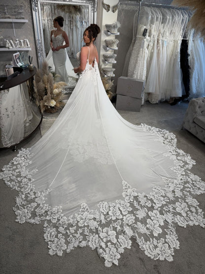 Lace Corset Mermaid Wedding Dress with Chapel Train