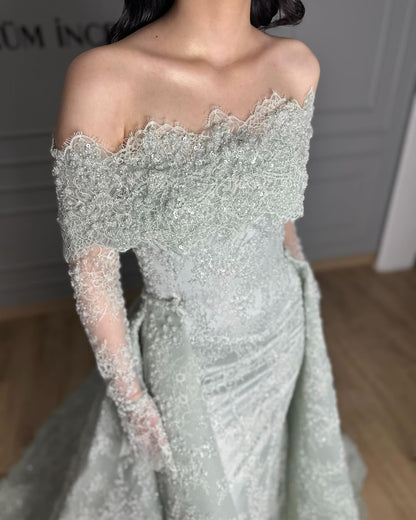 Green Lace Off the Shoulder Long Sleeve Mermaid Court Train Evening Dress