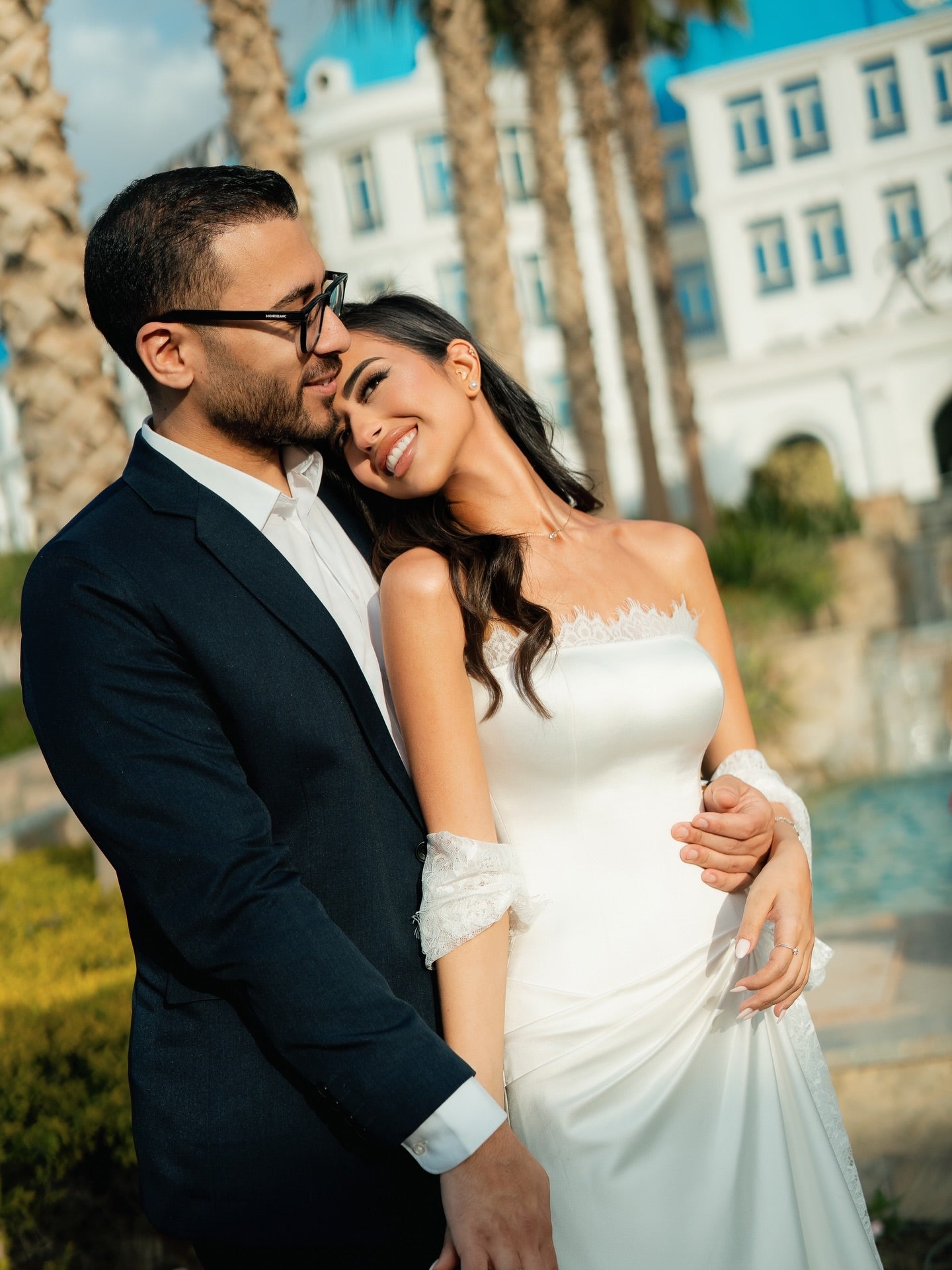 Lace Strapless Sleeveless Mermaid Wedding Dress