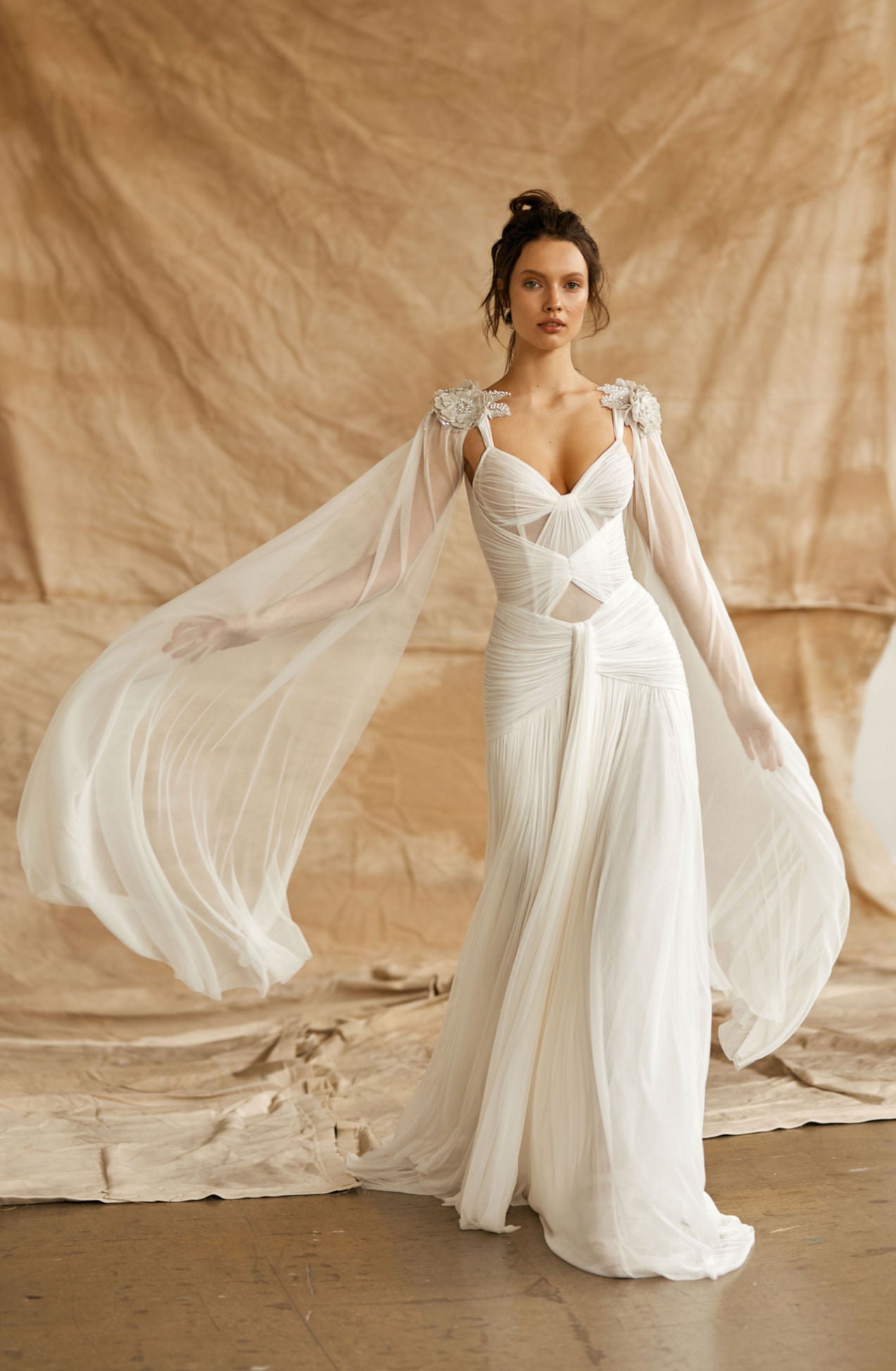 Blackless Shawl Sleeveless Mermaid Wedding Dress