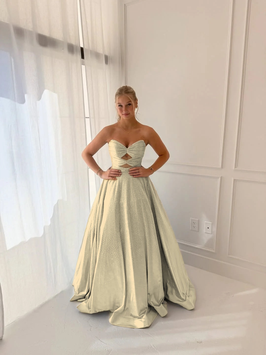Satin V-Neck Strapless Sleeveless Long A-Line Prom Dress With Pleated And Rhinstone