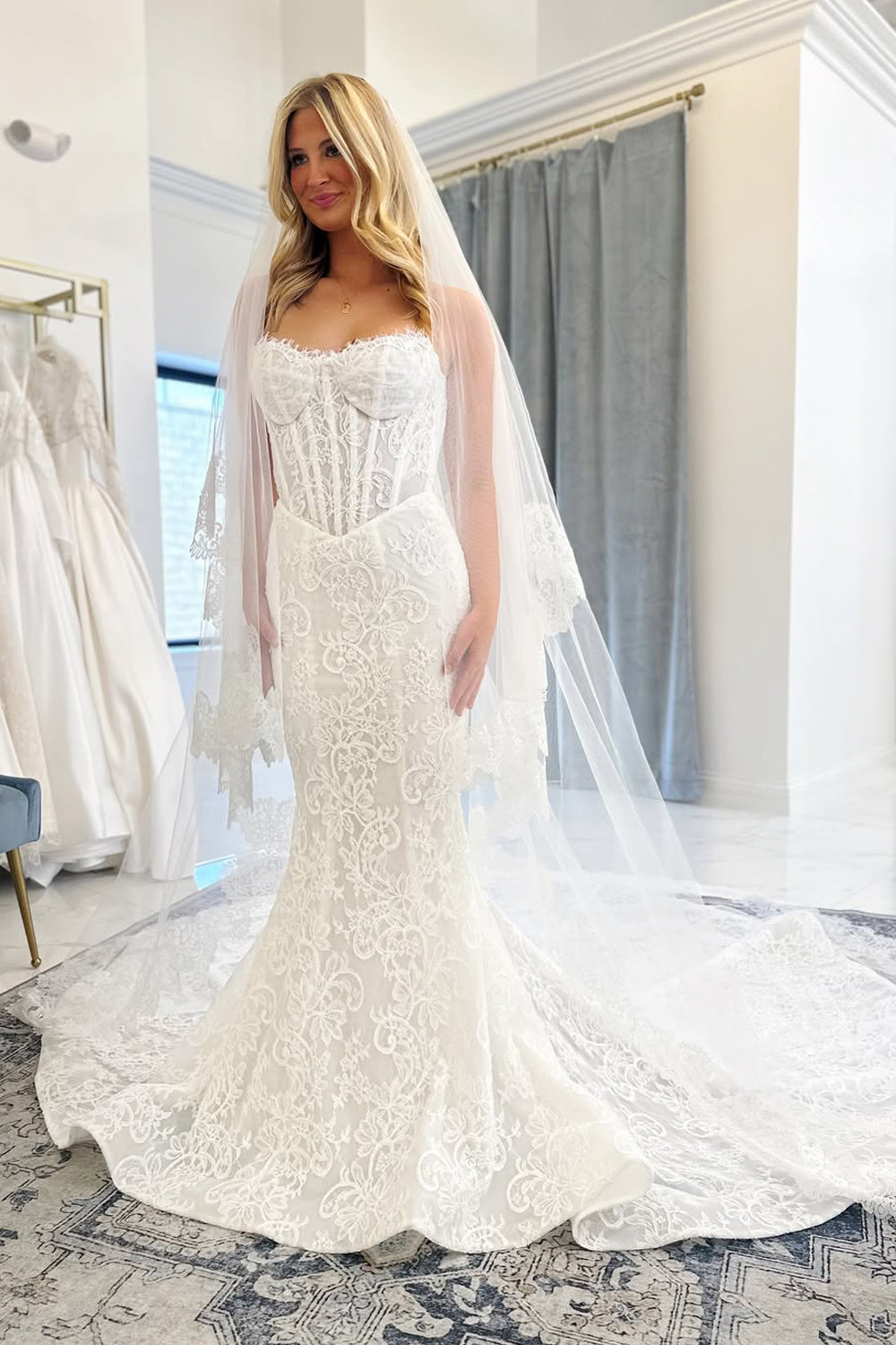 Luxurious Mermaid Scoop Neck Lace Beach Wedding Dress