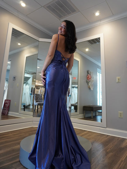 Spaghetti Straps Baxkless Applique Sleeveless Mermaid Side Slit Prom Dress