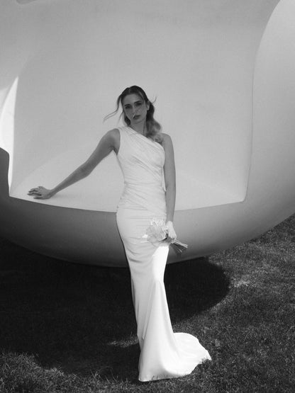 One Shoulder Sleeveless Mermaid Floor-Length Wedding Dress