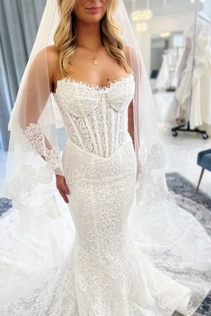 Luxurious Mermaid Scoop Neck Lace Beach Wedding Dress