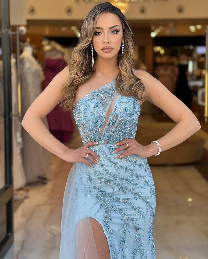 Gorgeous Baby Blue One Shoulder Long Mermaid Split Prom Dress with Beadings