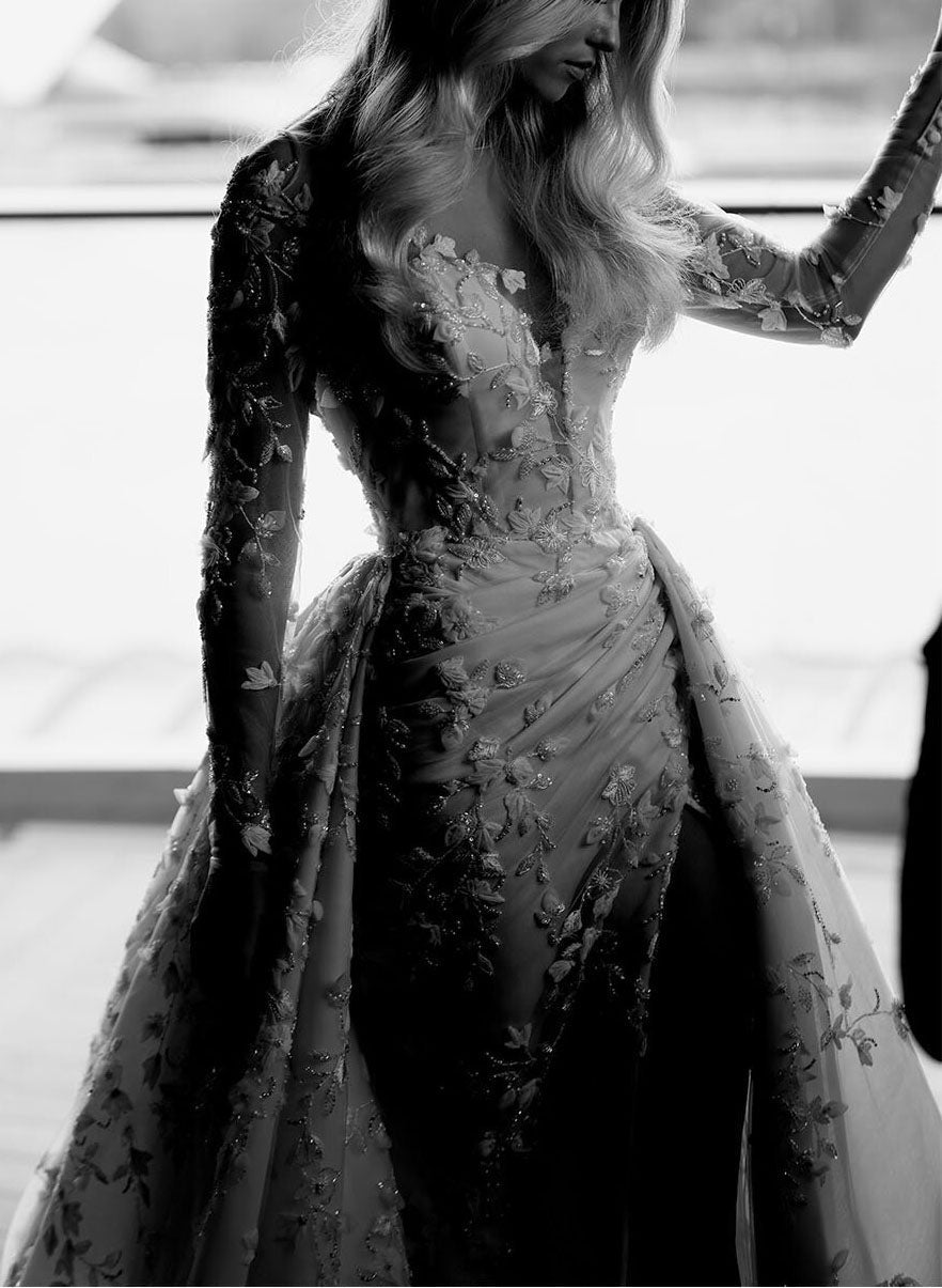 Elegant Lace Long Sleeve Wedding Dress Slit