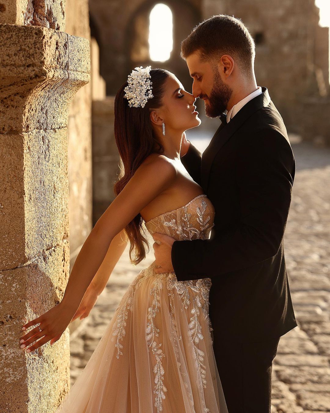 Elegant Sweetheart Long Glitter Lace Wedding Dress Long Slit