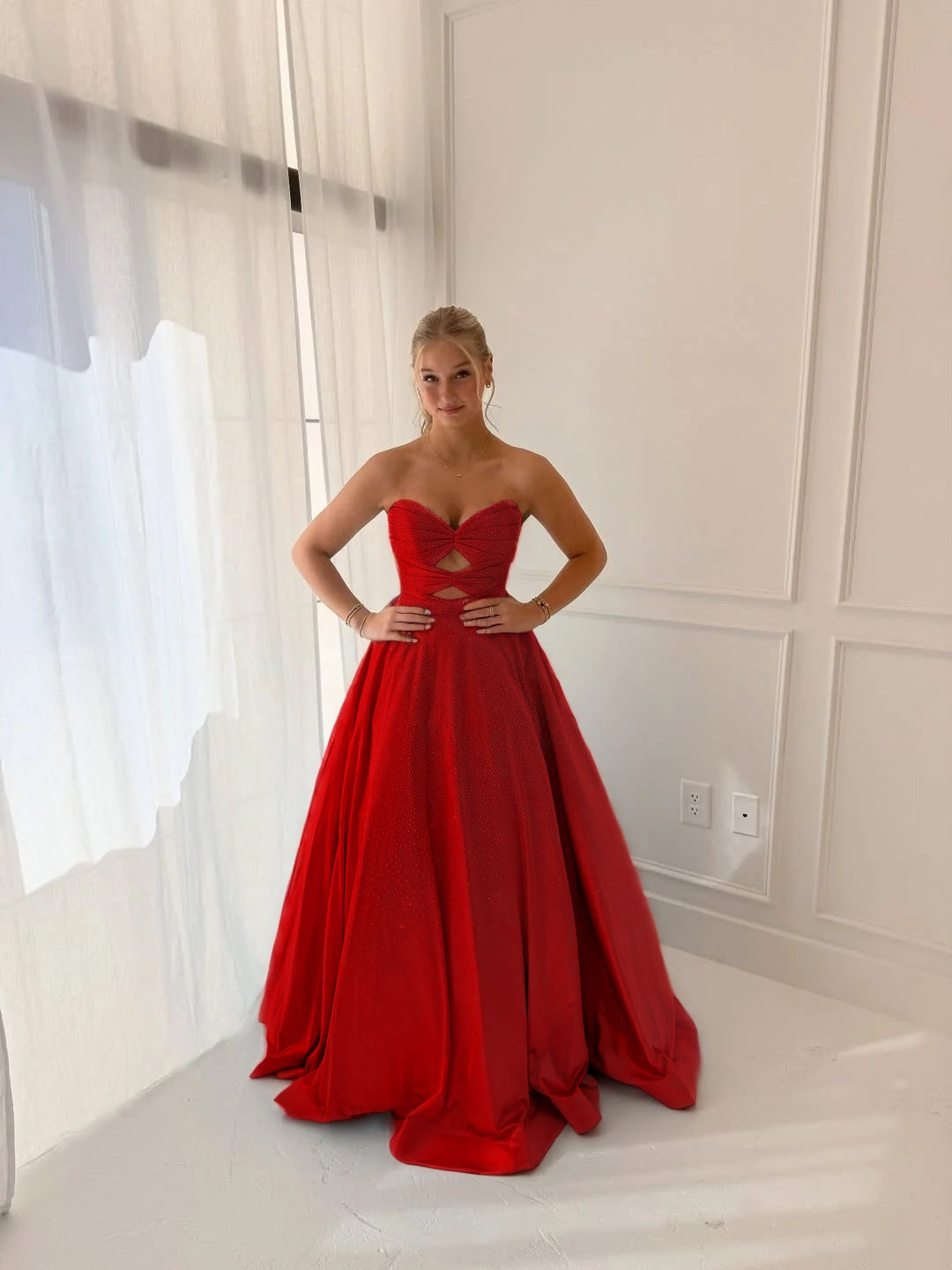 Satin V-Neck Strapless Sleeveless Long A-Line Prom Dress With Pleated And Rhinstone