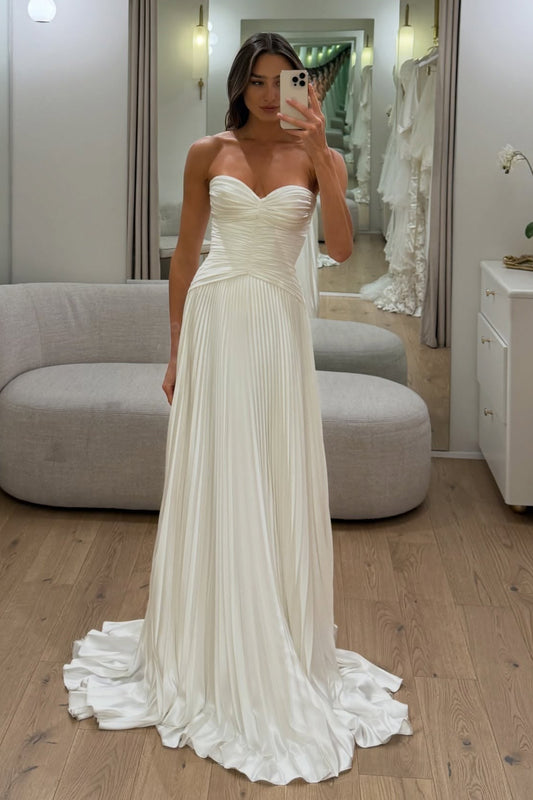 s Simple Sweetheart Sleeveless A-Line Floor-Length Wedding Dress