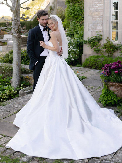 Strapless Sleeveless A-Line Simple Floor-Length Wedding Dress