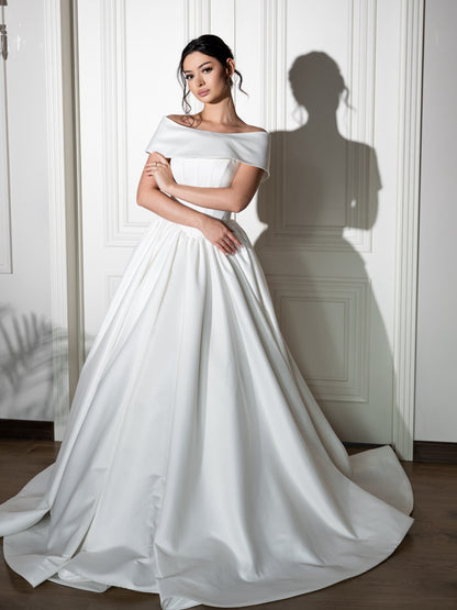 Off the Shoulder Sleeveless A-Line Floor-Length Wedding Dress