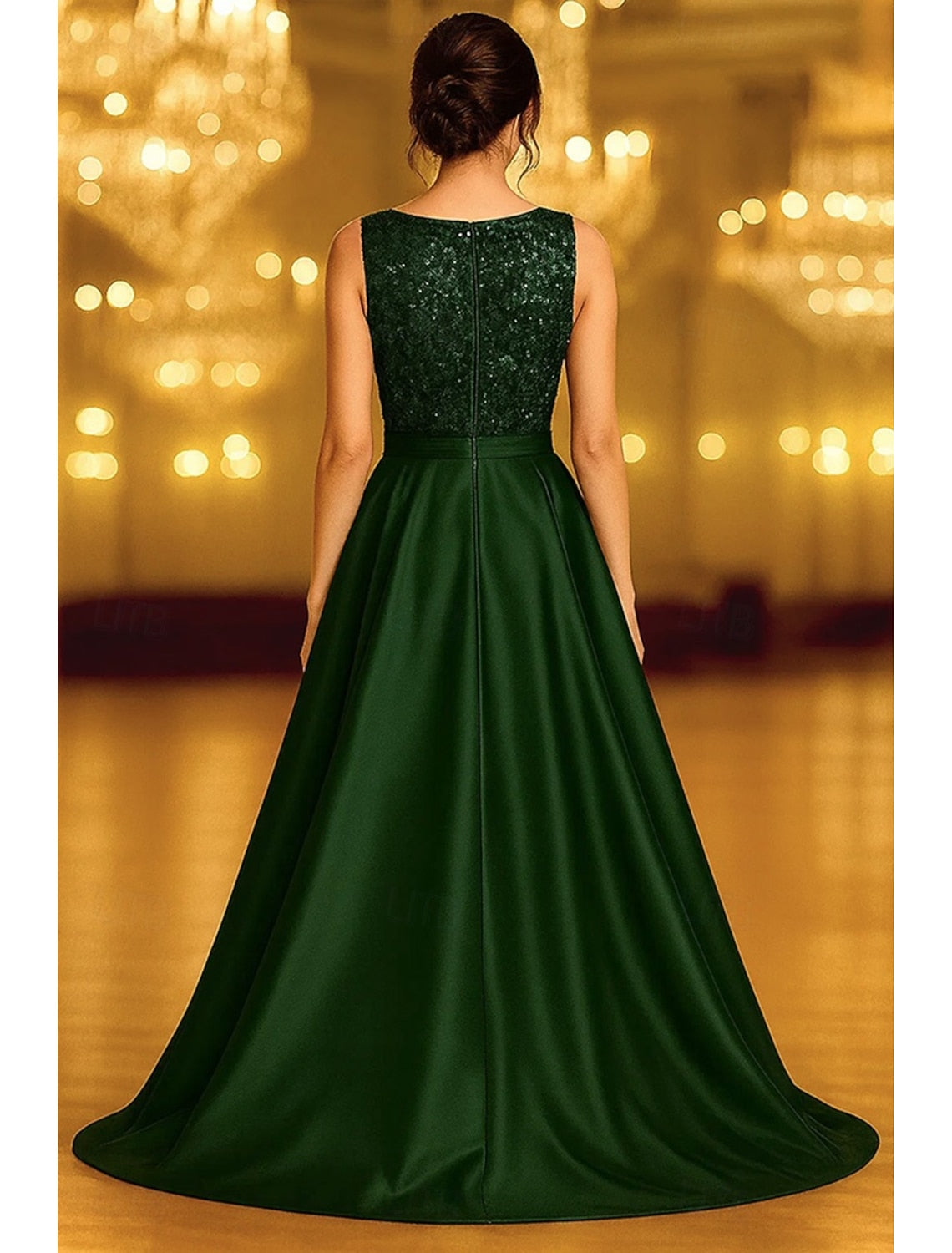 V-Neck Sleeveless Sequins Applique A-Line Evening Dress Mother of the Bride Dresses