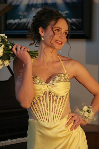 Halter Pleated Sheath Satin Long Prom Dresses With Beading