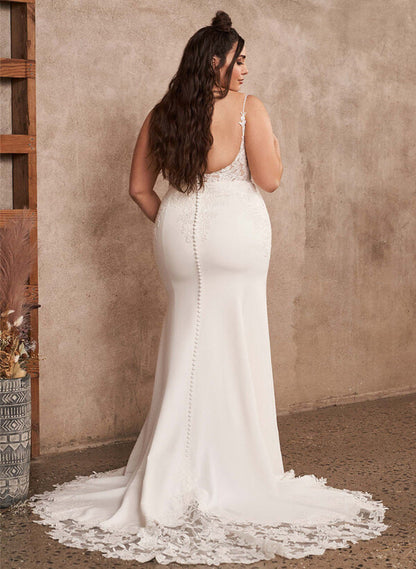 Lace Mermaid Fitted Wedding Dresses Open Back for Plus Size Women