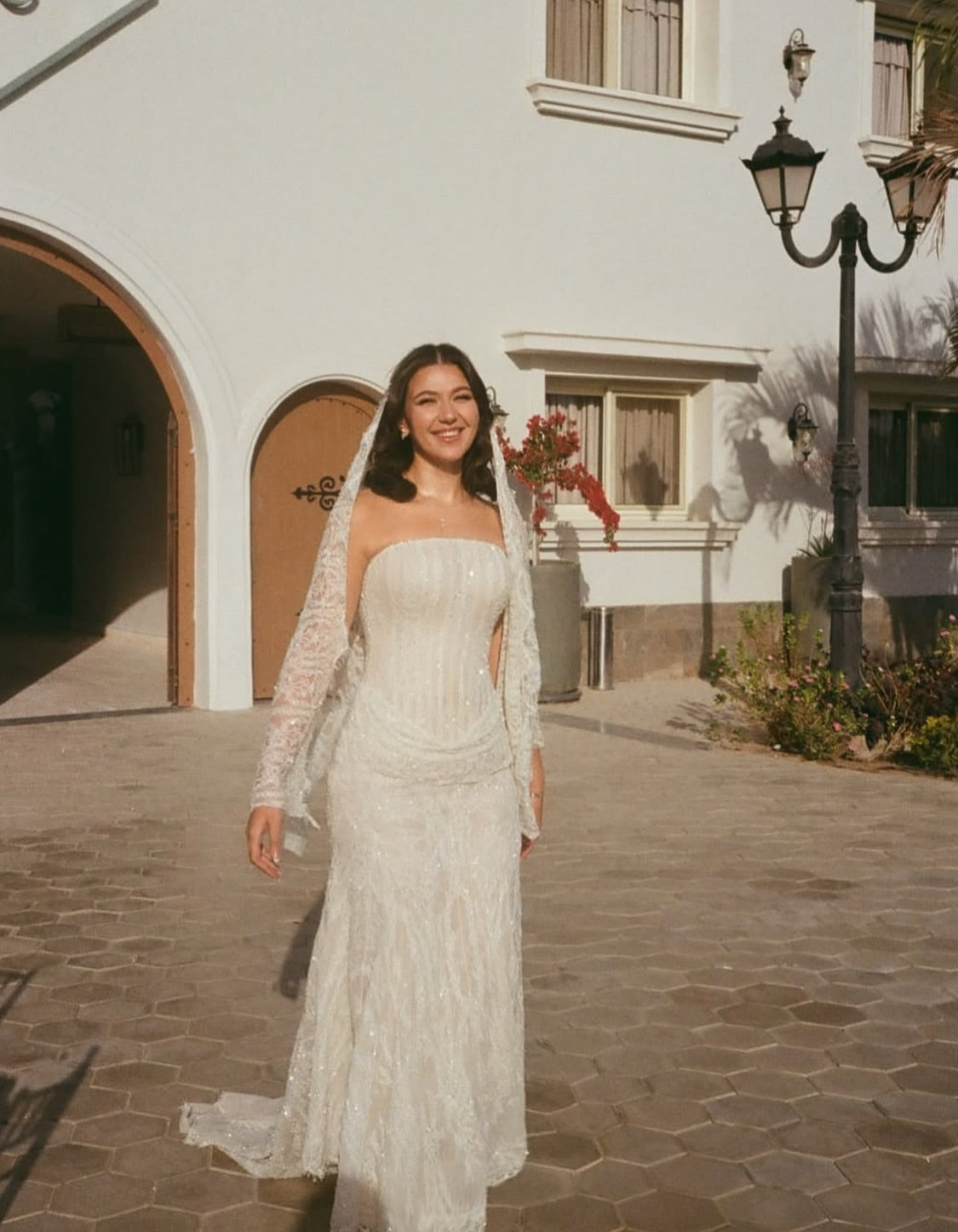 Lace Sequins Strapless Sleeveless Mermaid Wedding Dress