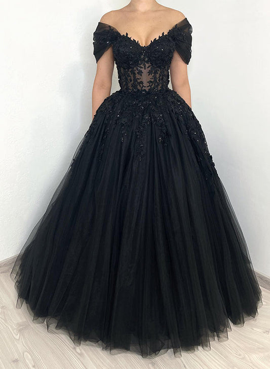 Off-The-Shoulder Chic A-line Wedding Dress Short Sleeves in Lace Tulle