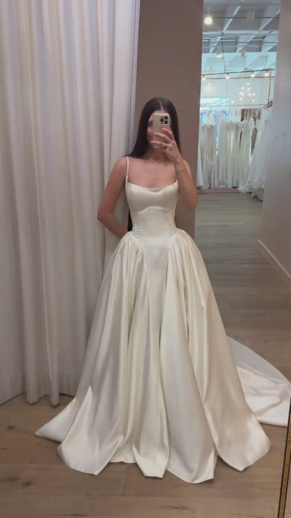 Strapless Sleeveless A-Line Floor-Length Wedding Dress