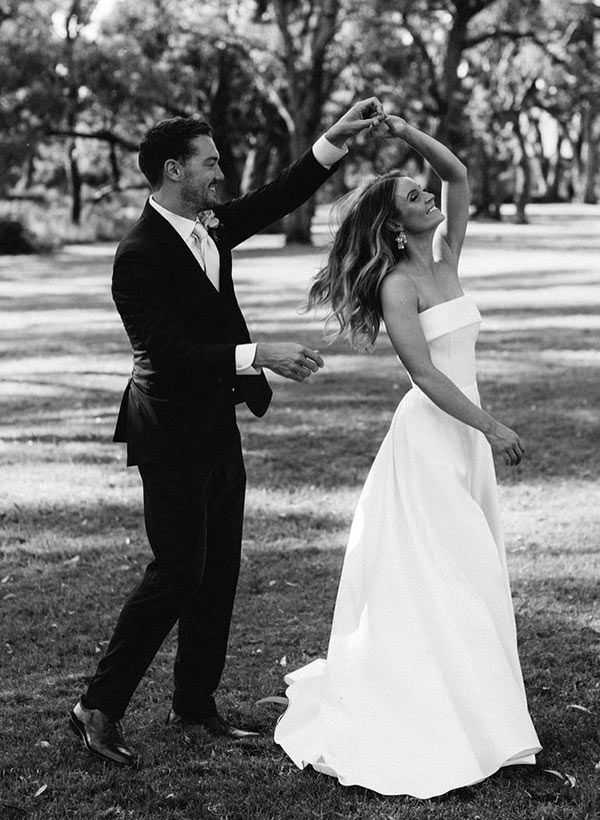 Strapless Chic A-line Satin Wedding Dress Sweep Train