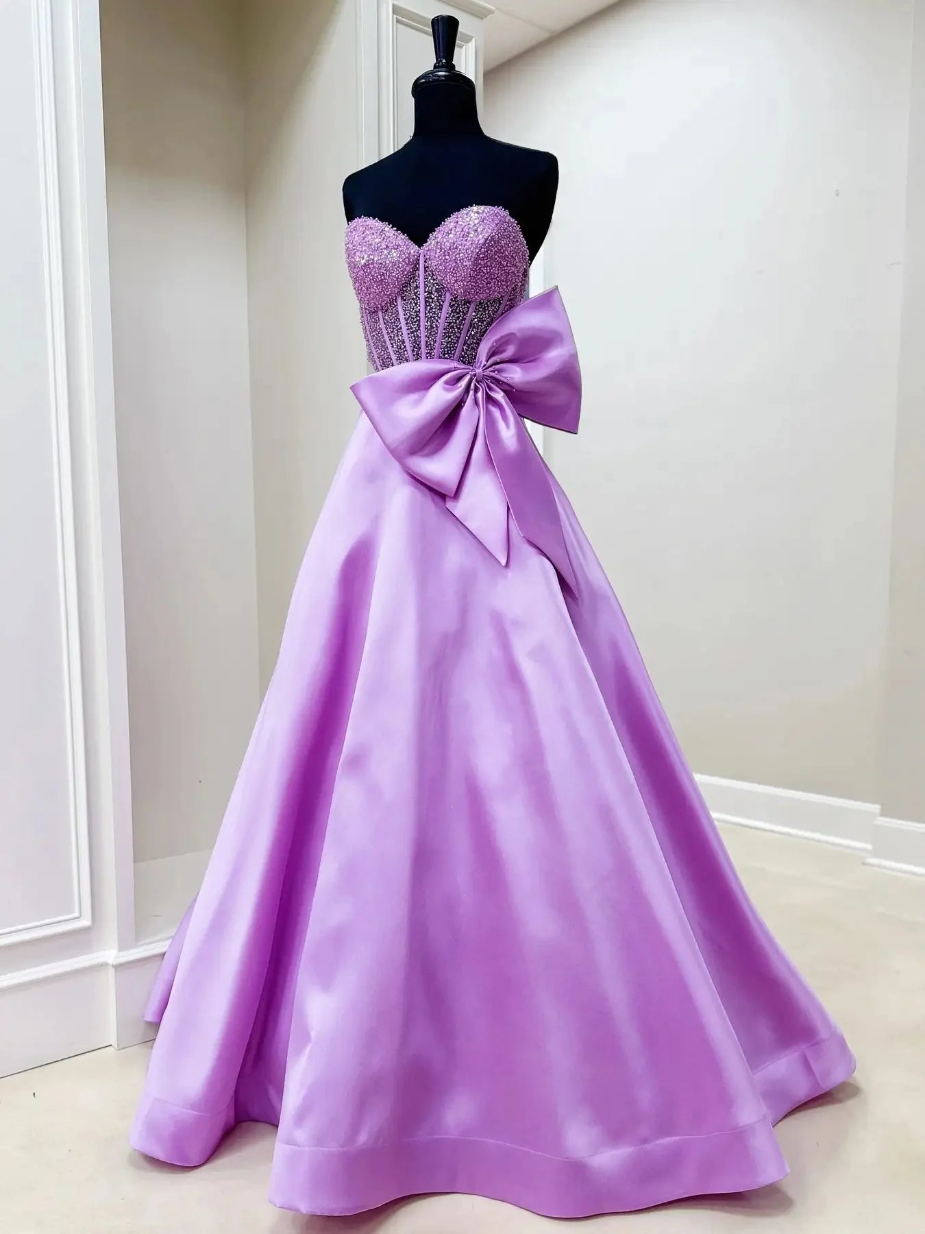 Strapless Satin Prom Dress with Bow Sweetheart Neckline
